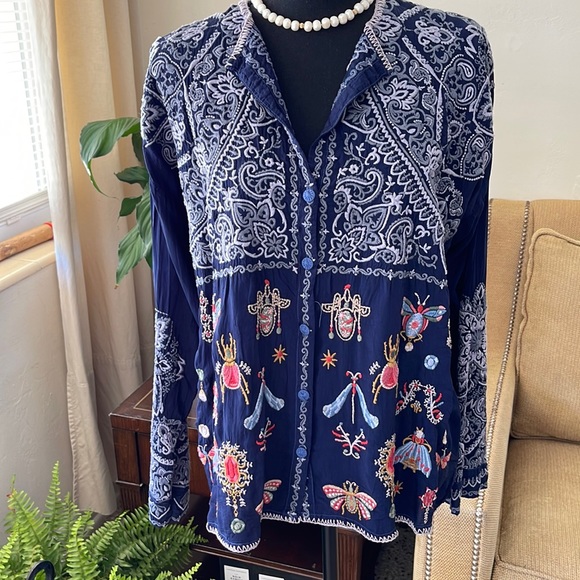 Johnny Was NWT navy blue blouse 👕 size S - Picture 1 of 4
